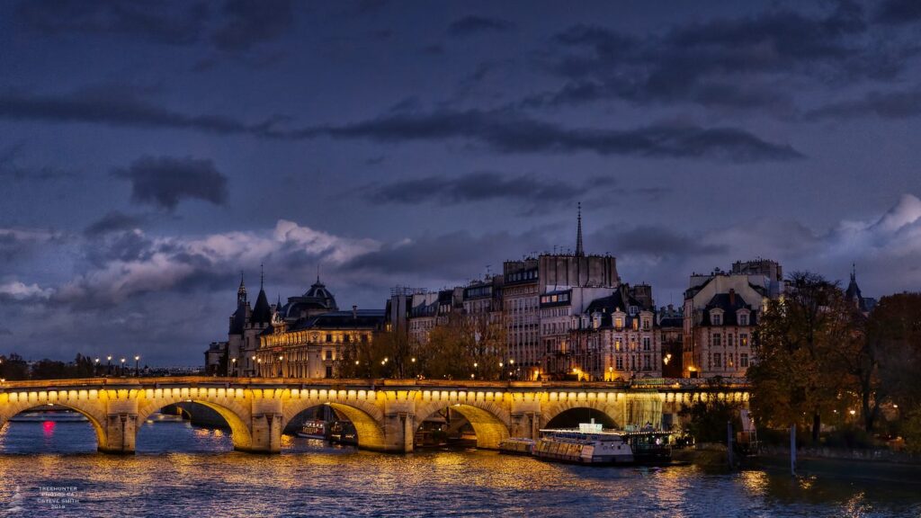 Bridge across the Seine